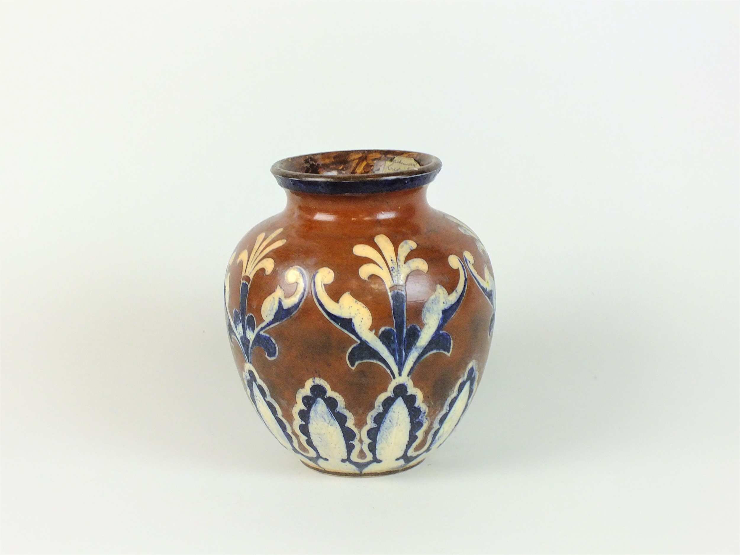 Martin Brothers vase Christmas Auction
